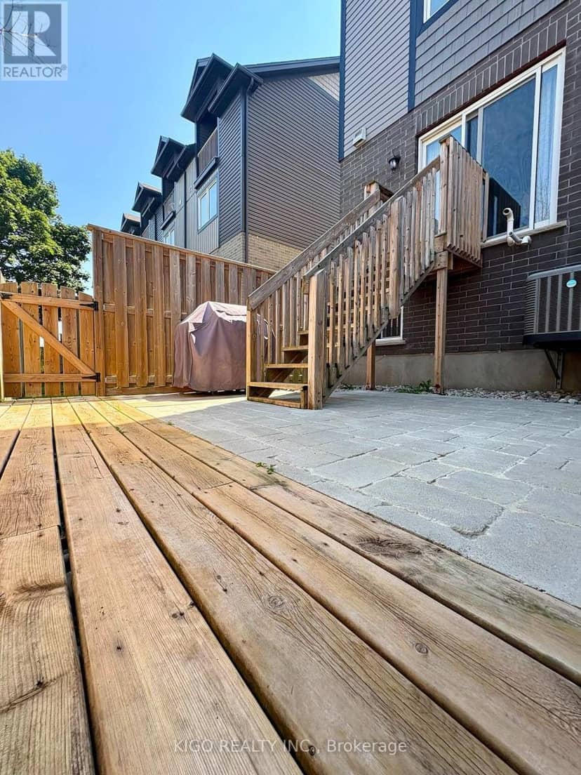 21 - 12 Poplar Drive — photo 26 of 27