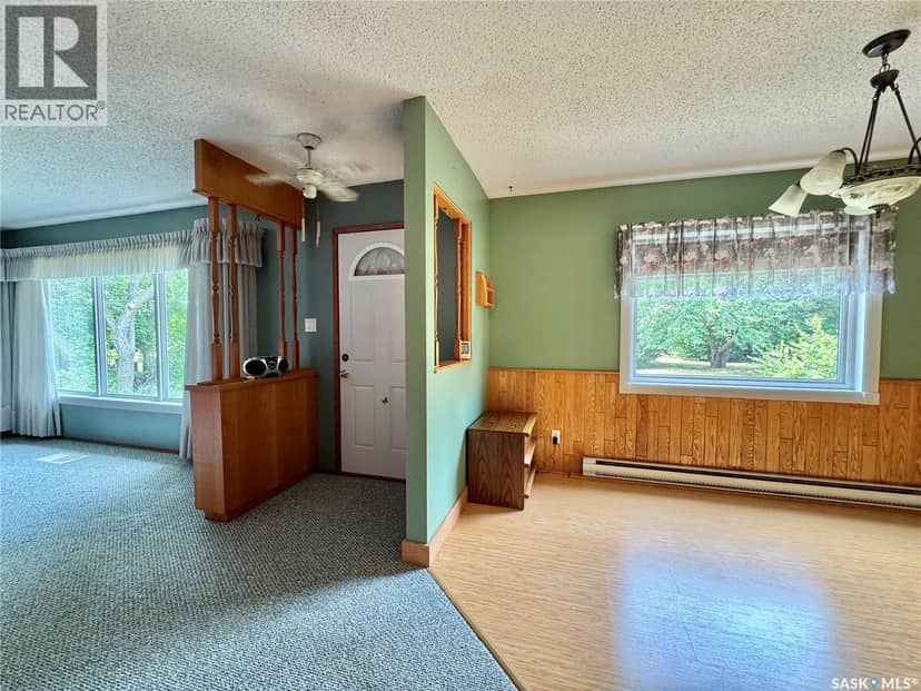 100 Henderson STREET — photo 19 of 40