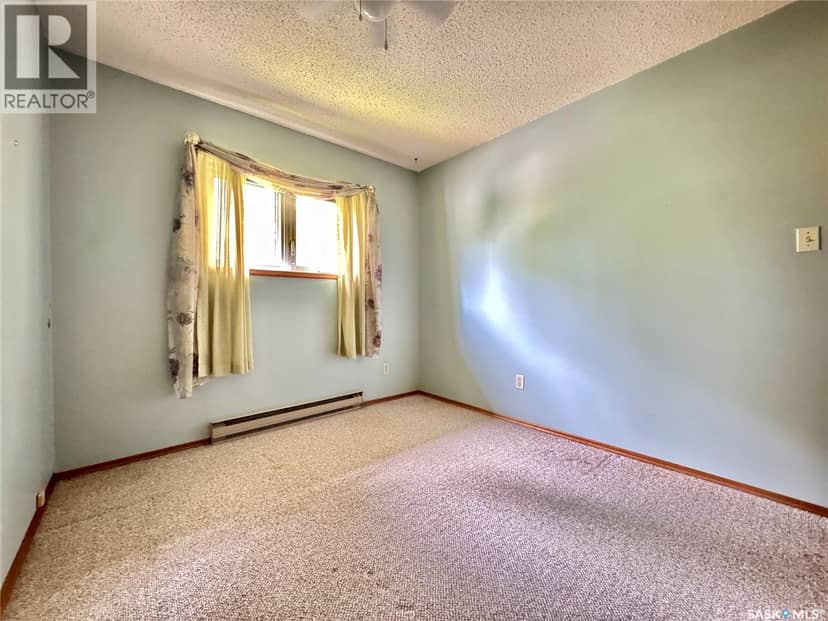 100 Henderson STREET — photo 31 of 40
