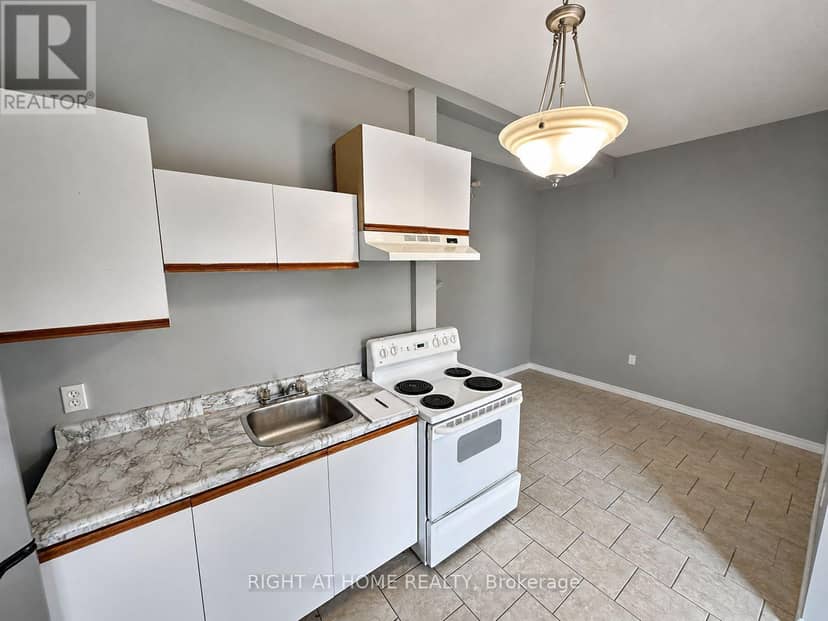 697 Hale Street — photo 12 of 37