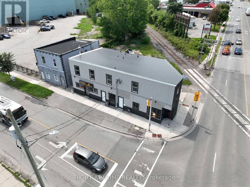 697 Hale Street — photo 2 of 37