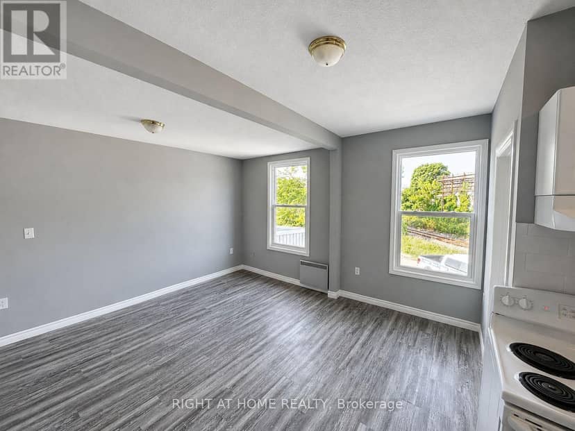 697 Hale Street — photo 35 of 37