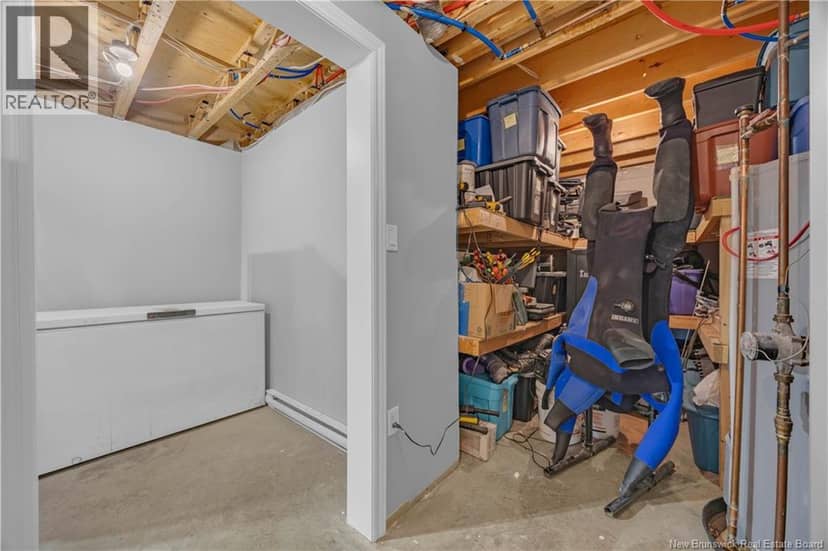 34 Dunn Avenue — photo 32 of 40