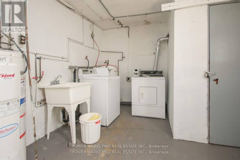 656 De L'eglise Street — photo 38 of 38