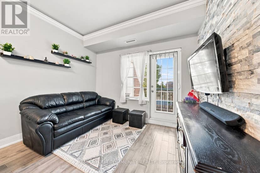 210 - 9973 Keele Street — photo 19 of 40