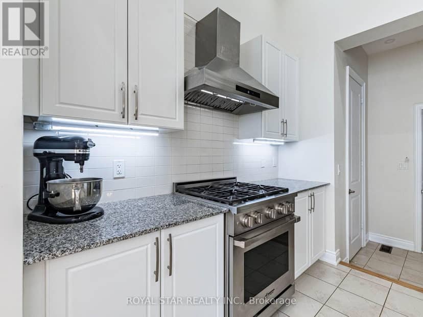 26 Marvin Avenue — photo 16 of 40