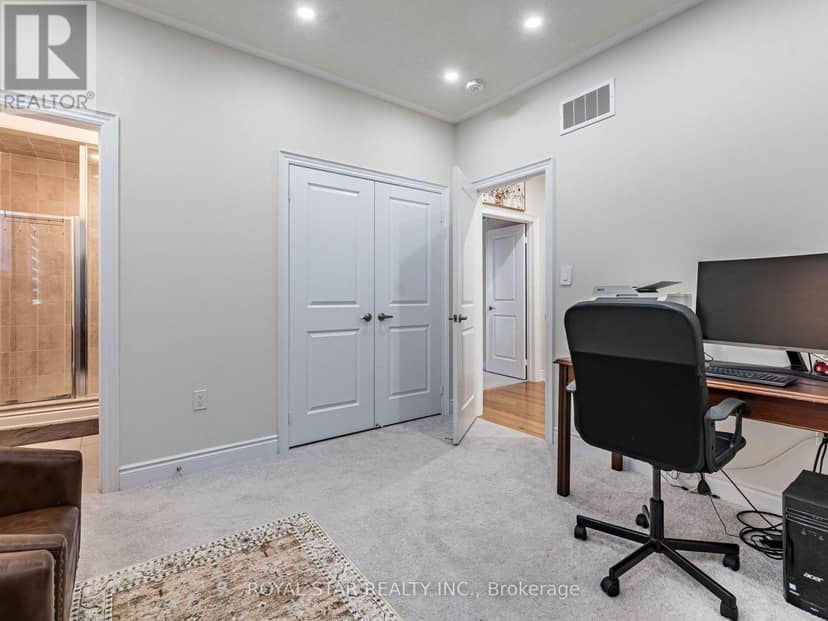 26 Marvin Avenue — photo 38 of 40