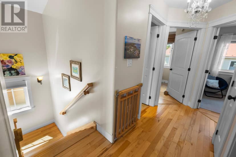 263 King Street — photo 17 of 40