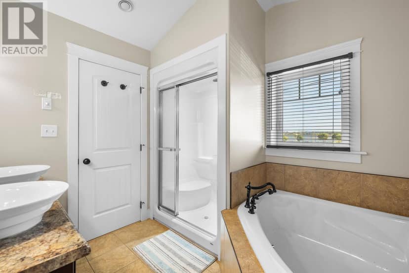 263 King Street — photo 28 of 40