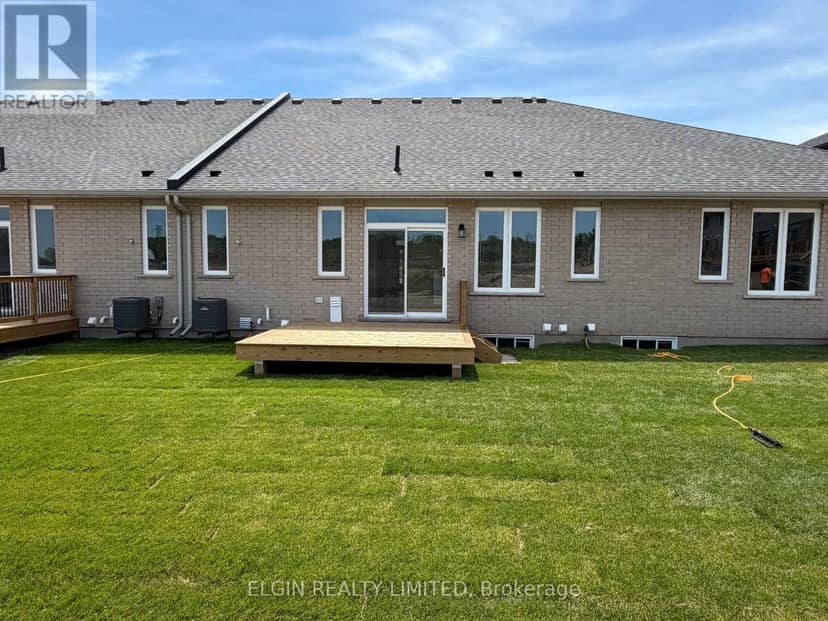 8 Finch Street — photo 2 of 22