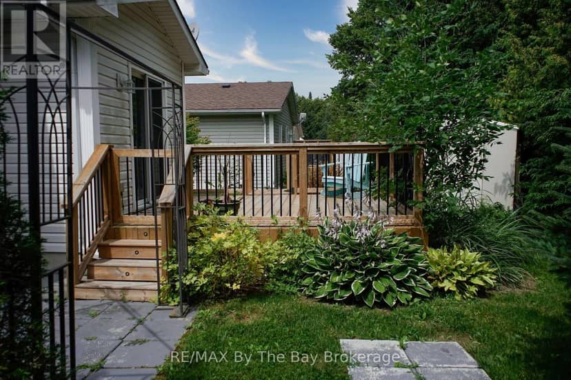 11 Indiana Avenue — photo 17 of 19