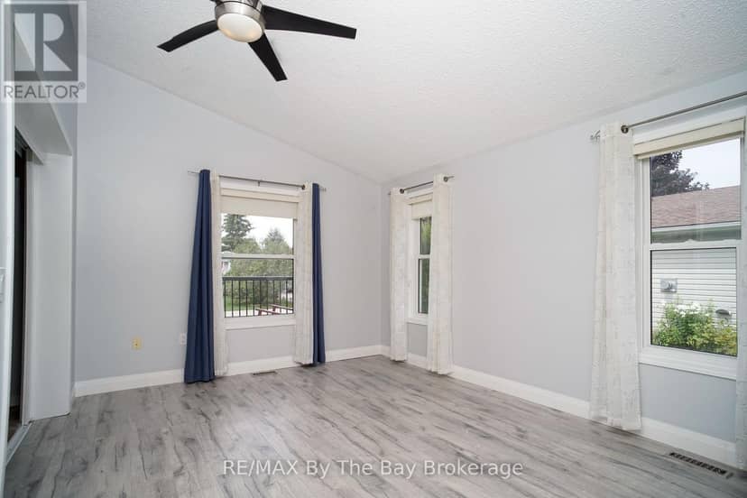 11 Indiana Avenue — photo 6 of 19