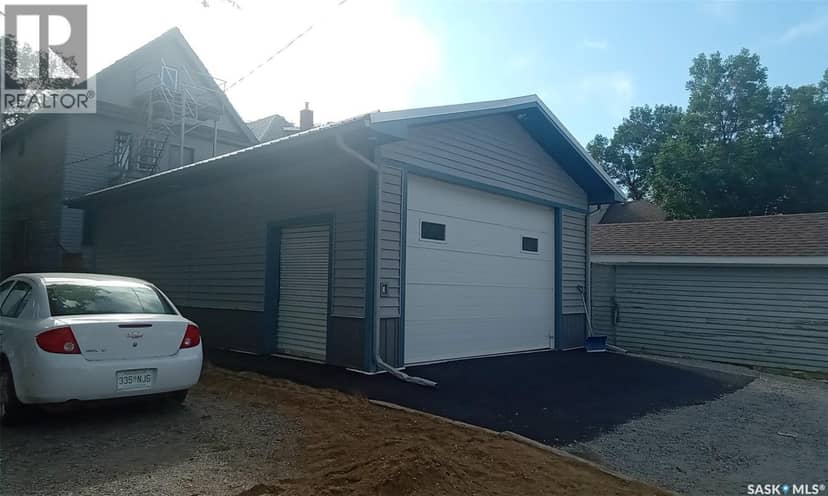 2230 Retallack STREET — photo 12 of 12