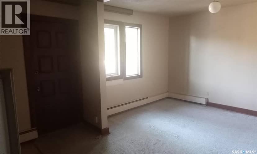 2230 Retallack STREET — photo 9 of 12