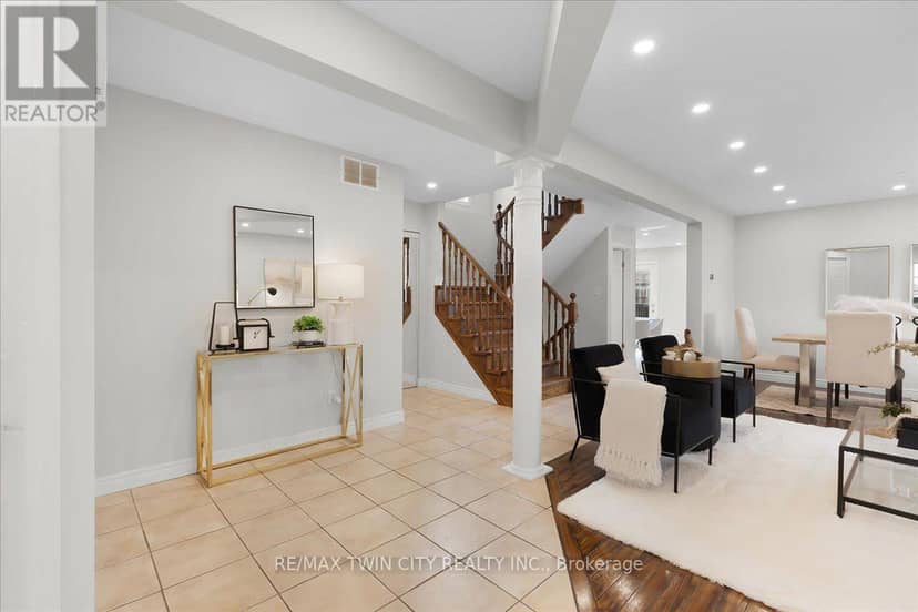 3 Apple Ridge Drive — photo 4 of 40