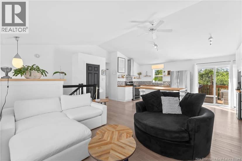 59 Nicolas Street — photo 7 of 39