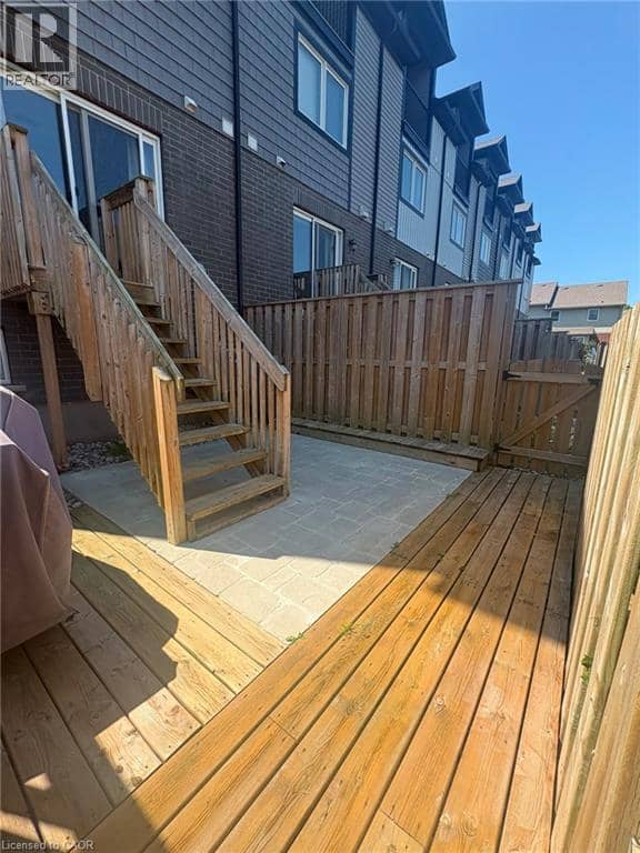 12 POPLAR Drive Unit# 21 — photo 25 of 27