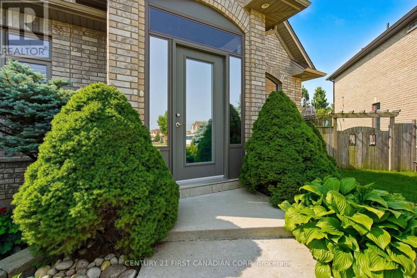 2285 Lilac Avenue — photo 5 of 40