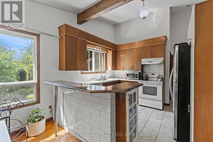 8 Cullen Drive — photo 11 of 40