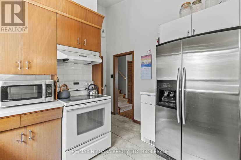 8 Cullen Drive — photo 13 of 40