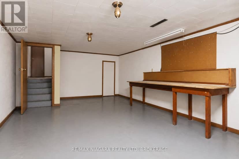 8 Cullen Drive — photo 22 of 40