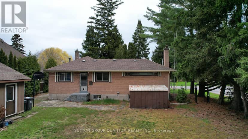 394 Maplehurst Avenue — photo 8 of 18