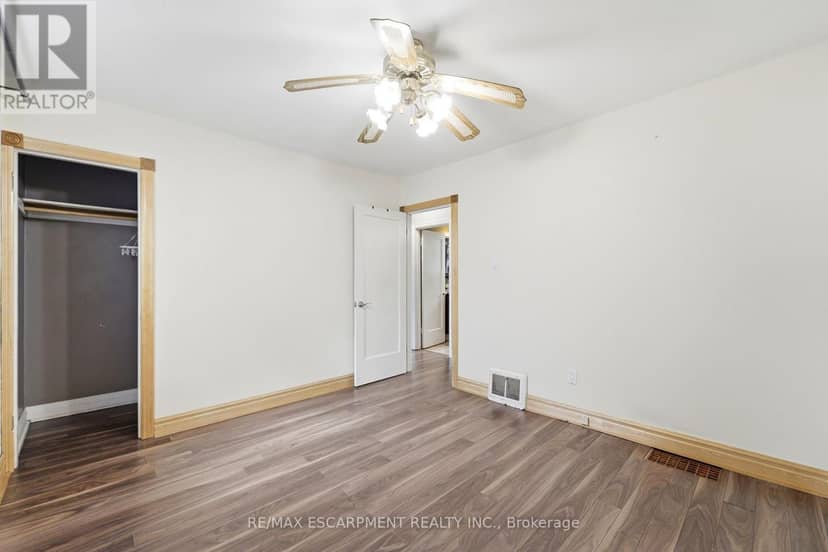 61 Glenmount Avenue — photo 19 of 40