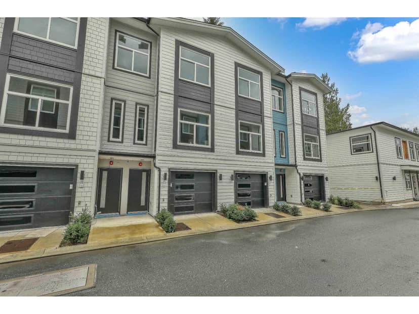 13 8924 CEDAR STREET, Mission