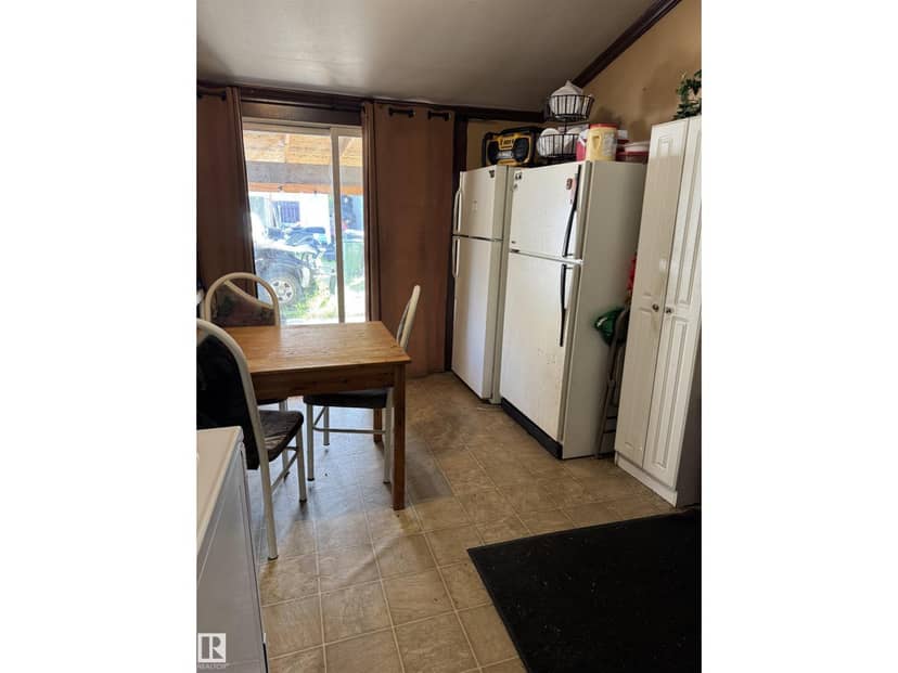 11147 97 ST NW — photo 12 of 26