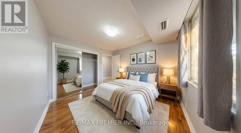 51 - 1250 Mississauga Valley Boulevard — photo 7 of 20