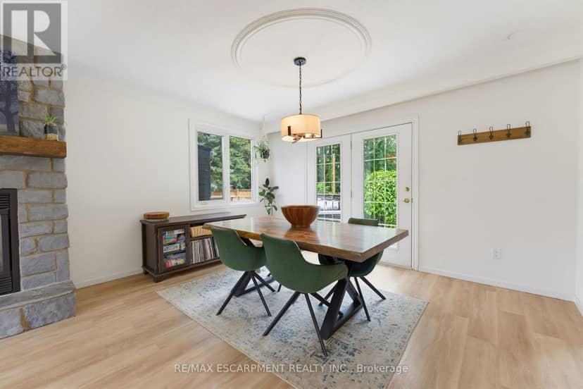 200 Lynden Road — photo 9 of 35