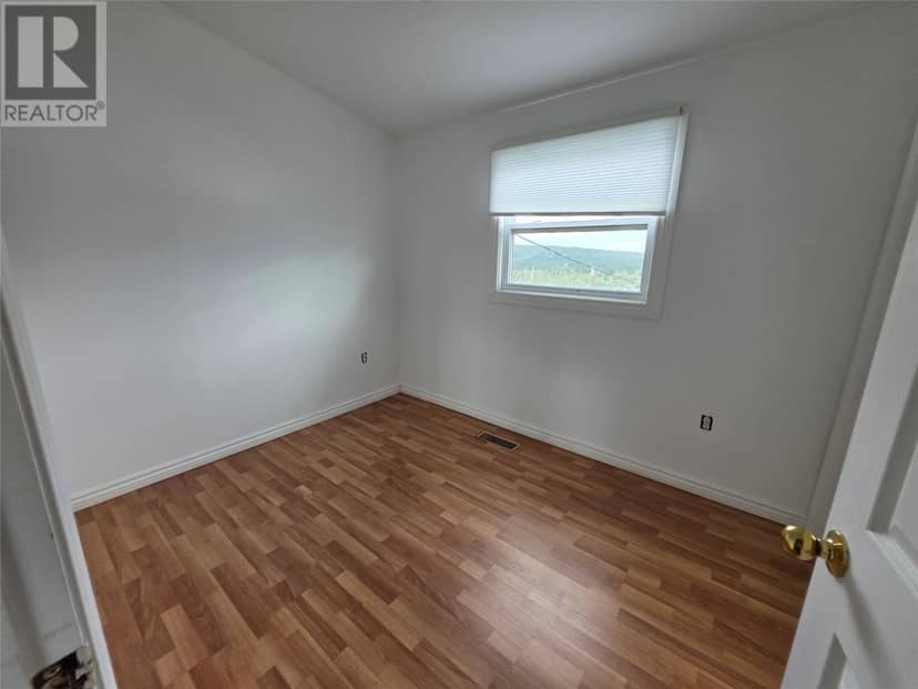 22 Carson Street — photo 14 of 18