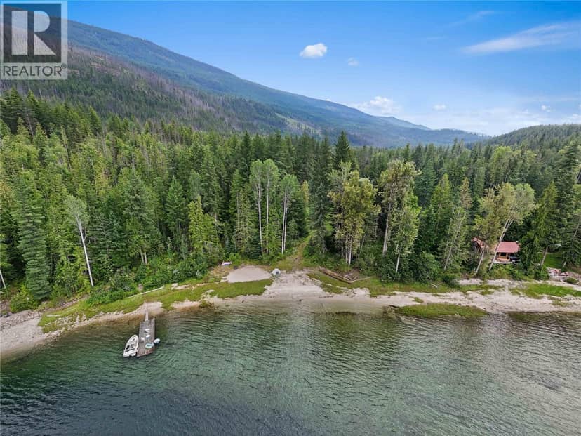Lot 9 Pete Martin Bay, Sicamous