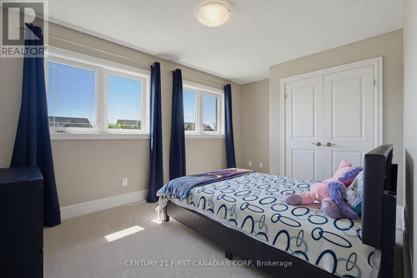 3429 Singleton Avenue — photo 30 of 40