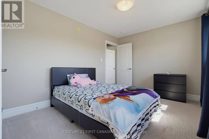 3429 Singleton Avenue — photo 31 of 40