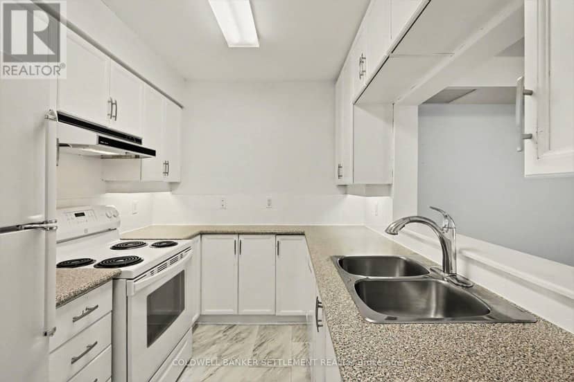 301 - 103 North Street — photo 19 of 39