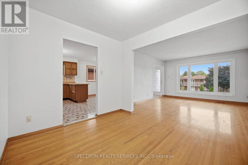 103 John Lindsay Court — photo 15 of 40