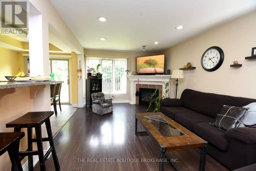 509 Southridge Drive — photo 12 of 27