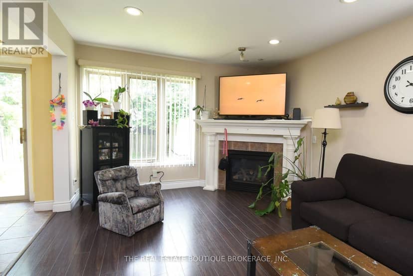 509 Southridge Drive — photo 8 of 27