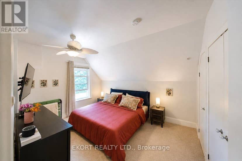 50 Elizabeth Street — photo 20 of 40