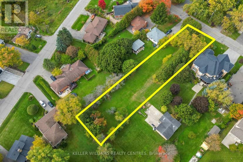 39 Maple Grove Avenue — photo 3 of 14