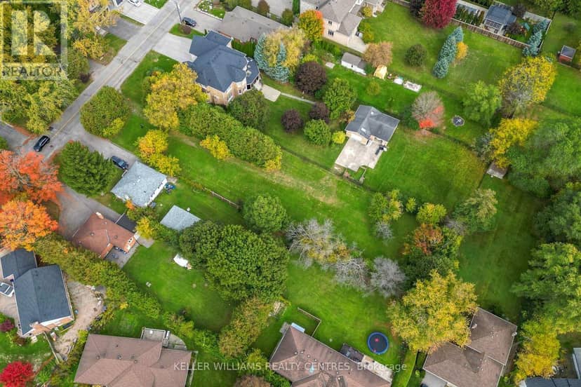39 Maple Grove Avenue — photo 6 of 14