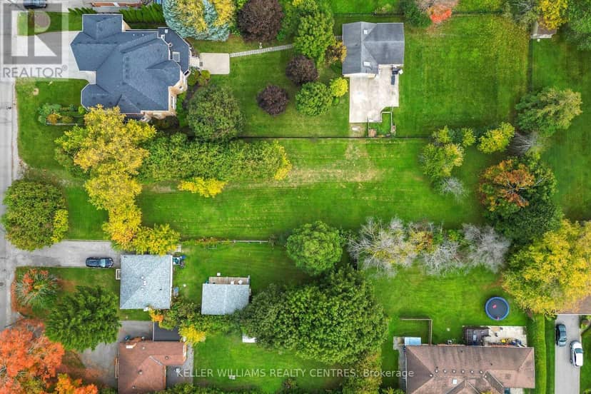 39 Maple Grove Avenue — photo 8 of 14