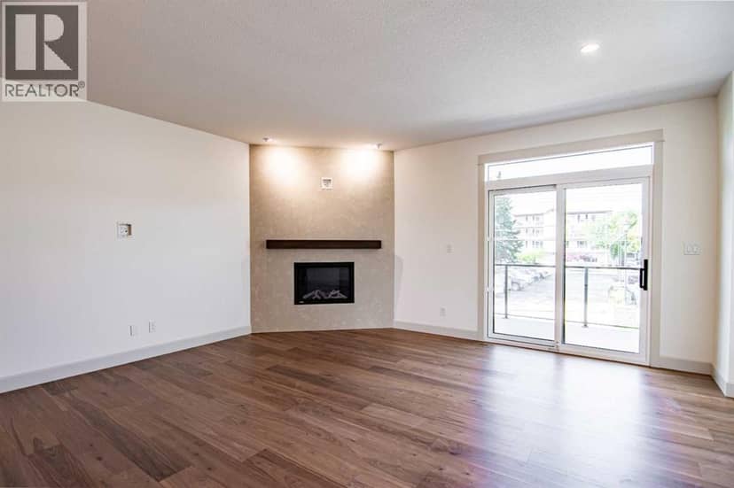 5026 48 Street — photo 30 of 40
