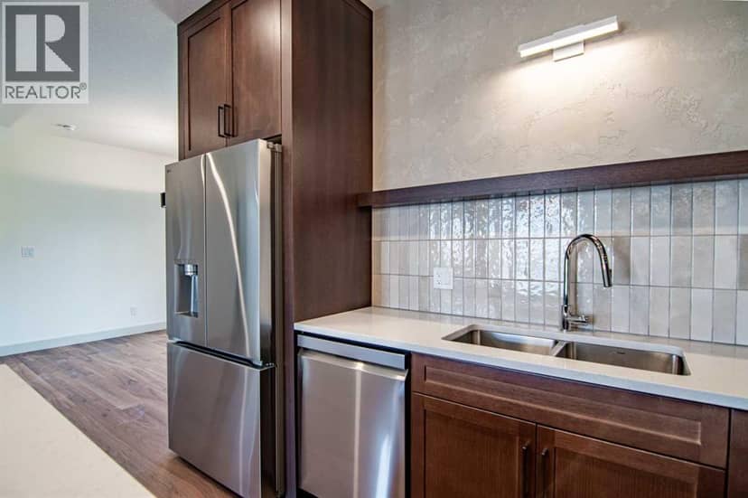 5026 48 Street — photo 28 of 40