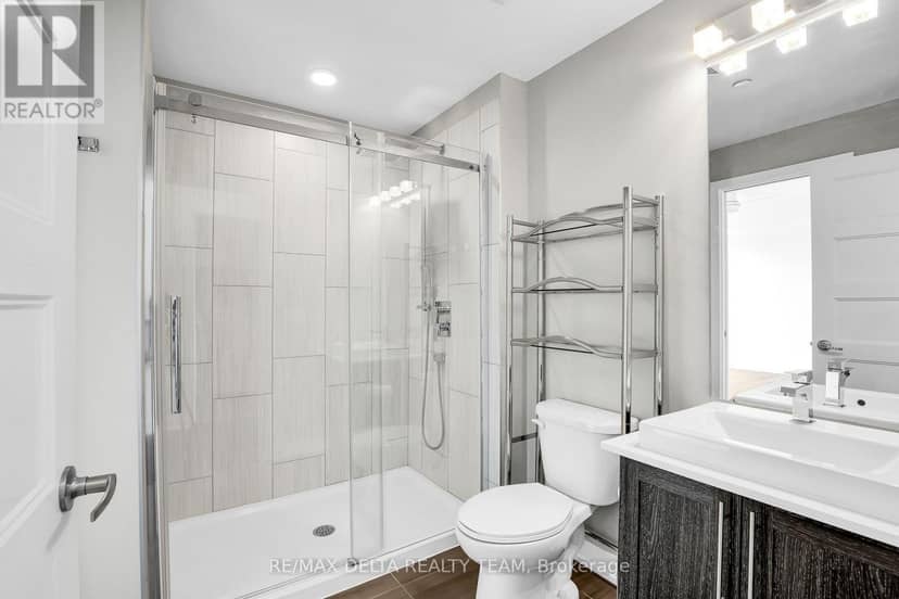 1401 - 200 Inlet Private — photo 12 of 40