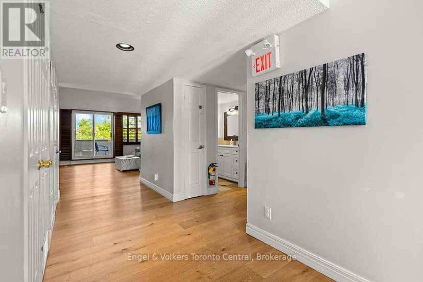 212 - 107 Wintergreen Place — photo 11 of 40