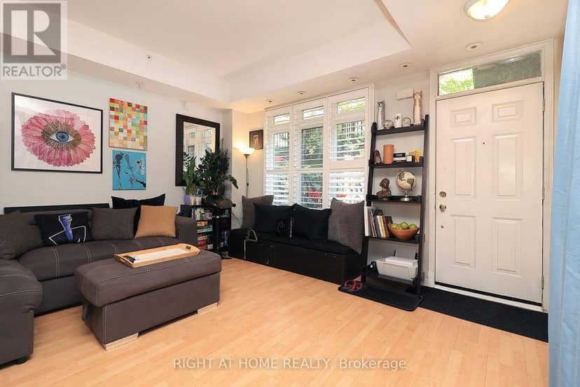 19 - 88 Carr Street — photo 12 of 26