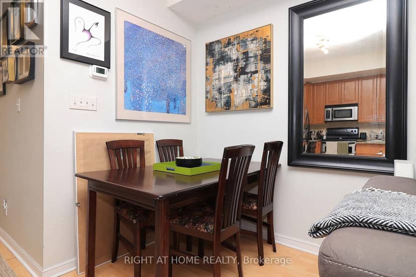 19 - 88 Carr Street — photo 20 of 26