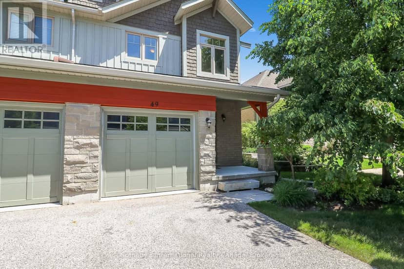 49 Silver Glen Boulevard — photo 2 of 40